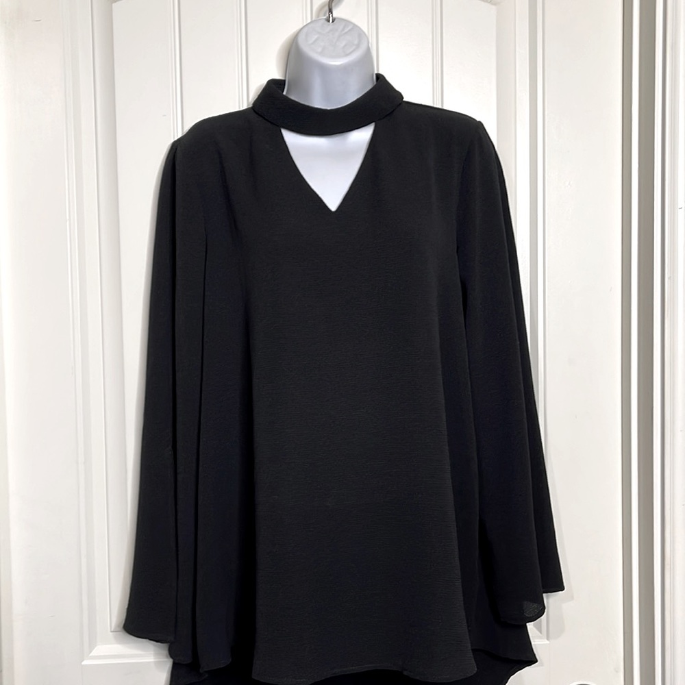 Sale! 🔥🔥 Cici Flowy Black Top Size Medium